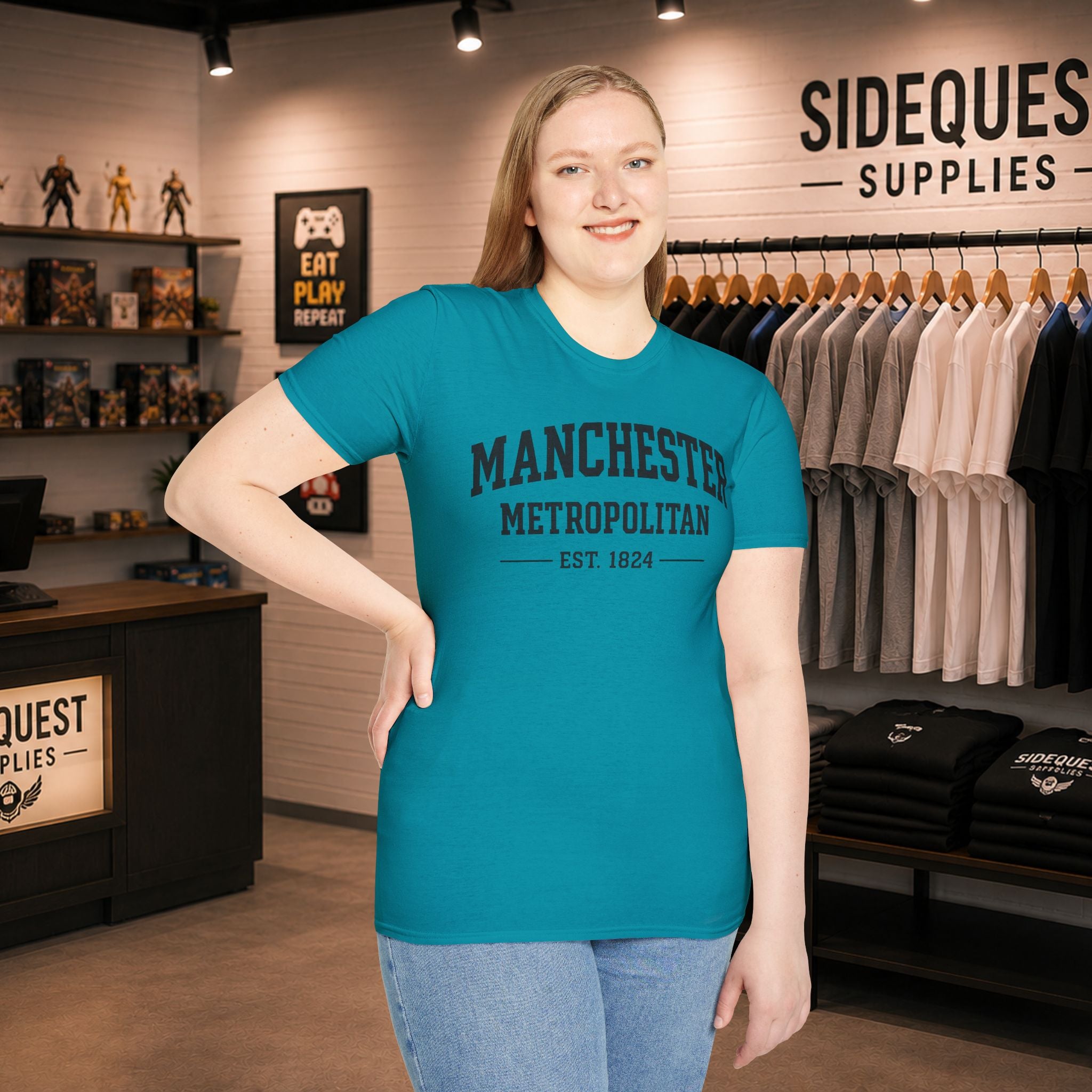 Manchester Metropolitan University MMU | United kingdom| student| T-Shirt| casual tee