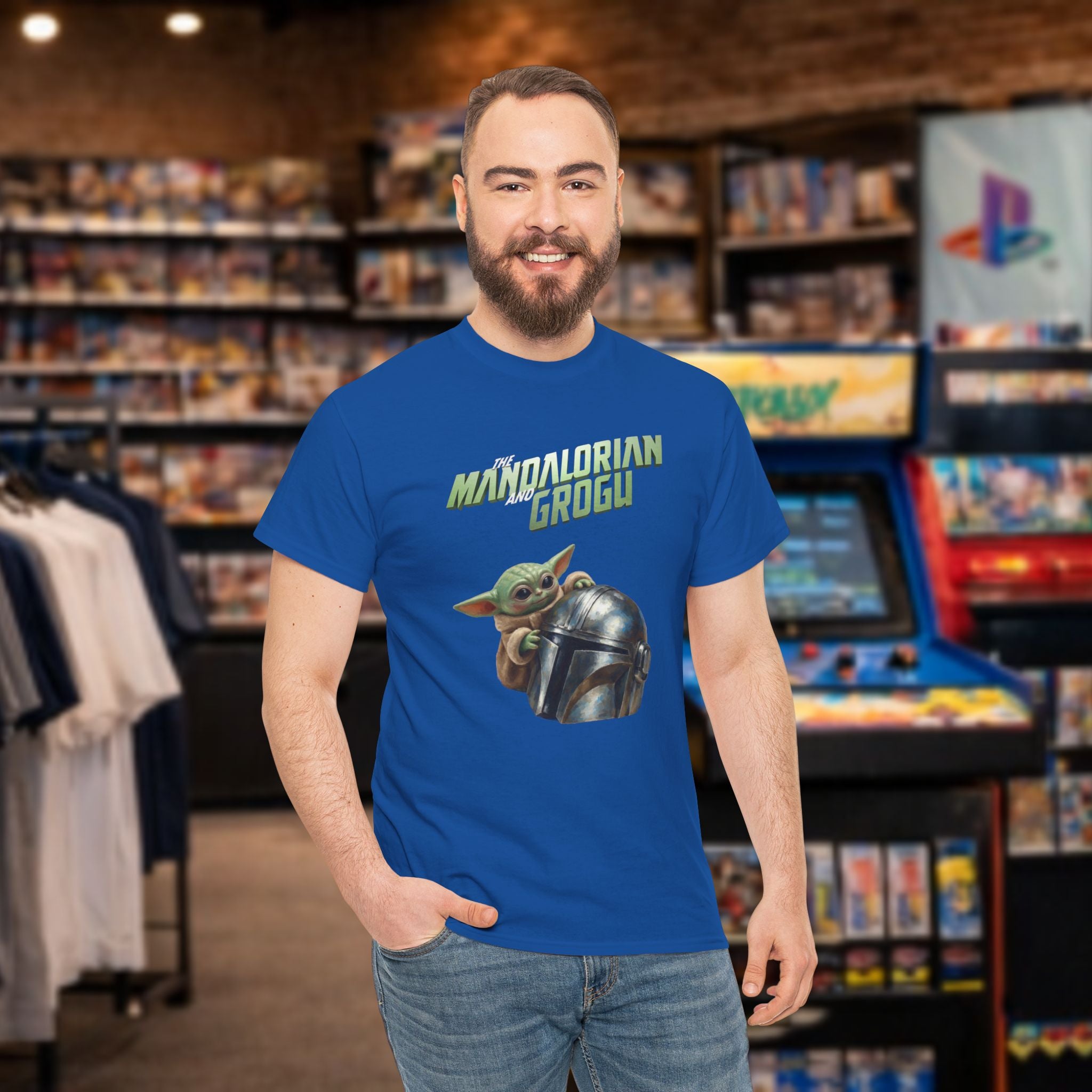 Mandalorian helmet and Grogu - T-shirt